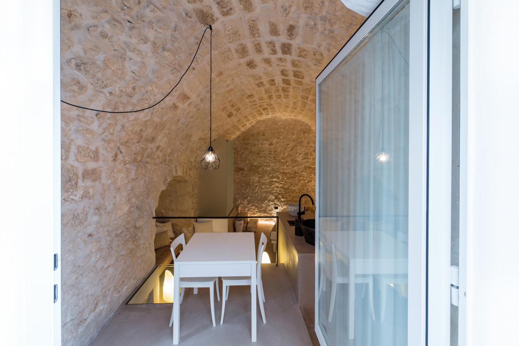 Vittoria Luxury Suite A Ostuni By Wonderful Italy Exterior photo