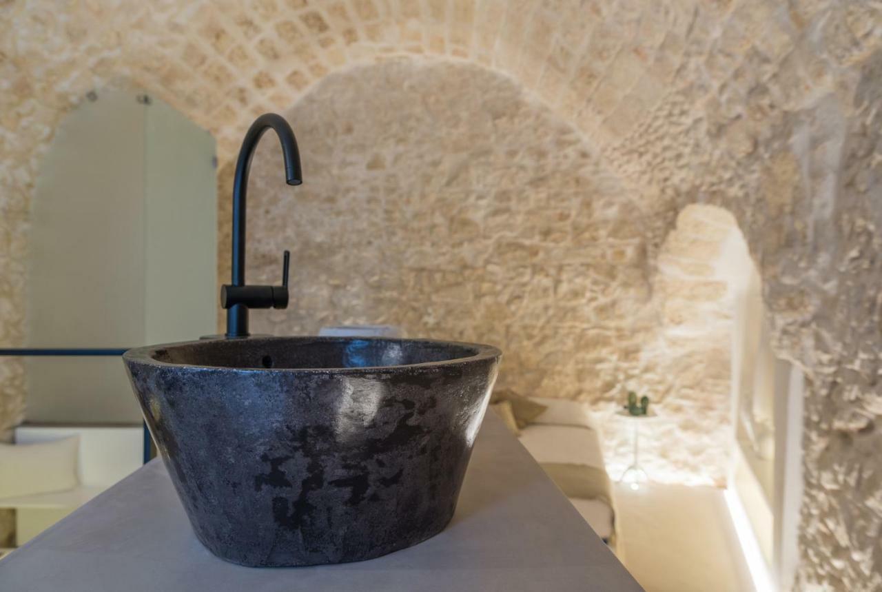 Vittoria Luxury Suite A Ostuni By Wonderful Italy Exterior photo