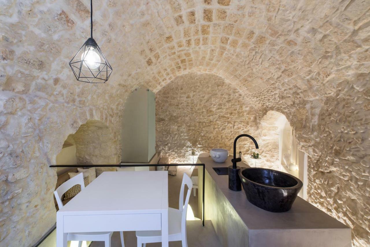 Vittoria Luxury Suite A Ostuni By Wonderful Italy Exterior photo